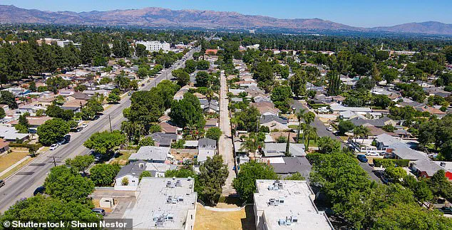 Unwanted RV Encampment Sparks Community Concern in Winnetka Neighborhood