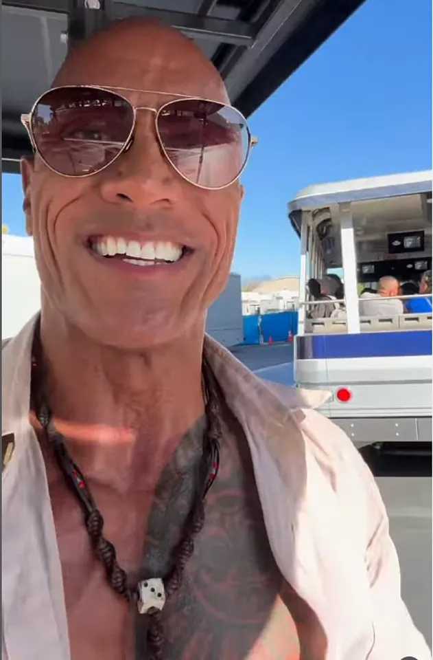 Karen Gillan and Jumanji Cast Reunite for Promotional Photoshoot Amid Production Secrecy