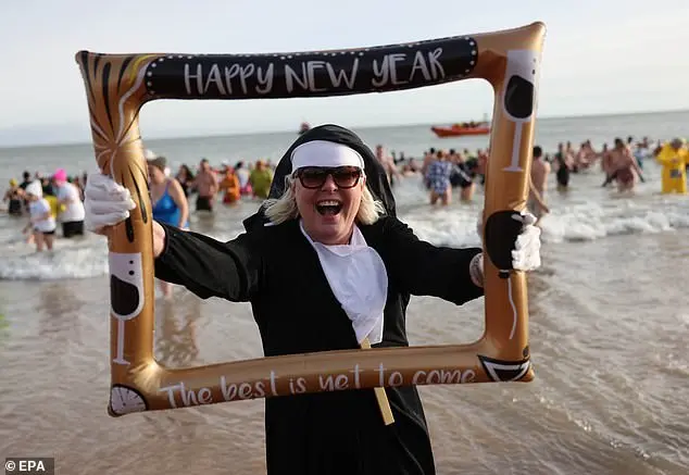 As 2026 Begins, Hundreds Brave Icy Waters for Traditional New Year's Dips in Whitley Bay