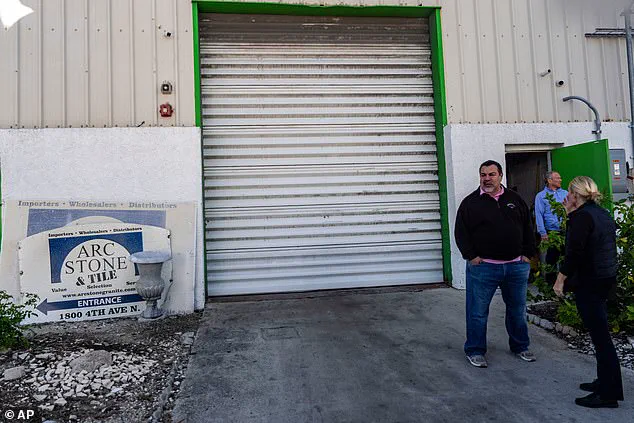 Trump's White House Ballroom Project Ignites Legal and Political Firestorm