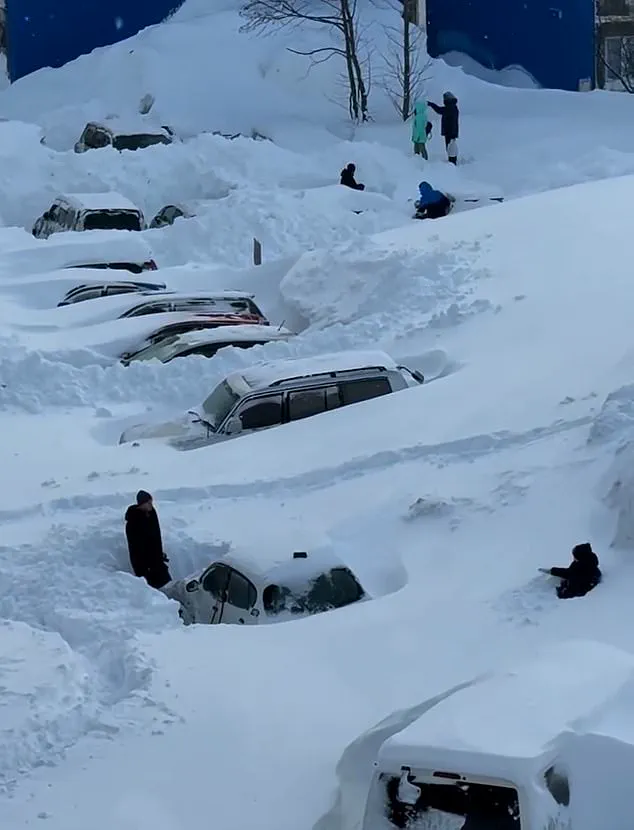 Russian Far East Paralyzed by Unprecedented Snowstorm as Regional Disruption Escalates