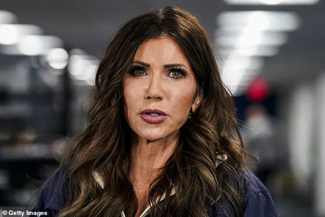 Breaking: Dramatic Fleeing in Handcuffs as Illegal Migrant Leaves Family Behind in Minnesota Incident Caught on Camera