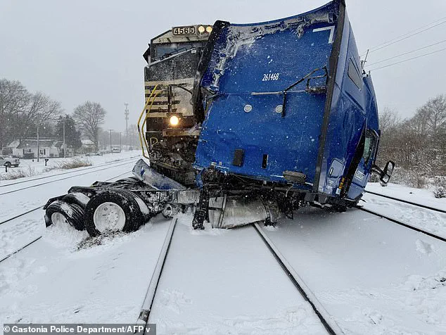 Bomb Cyclone: 35 Million Americans Face Chaos and Catastrophic Snowfall in Unprepared Regions