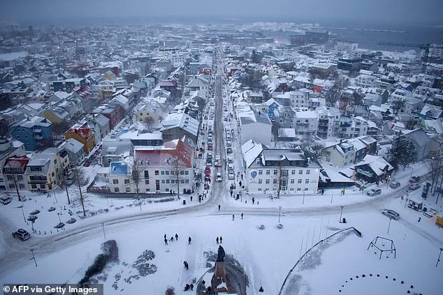 Florida's Unprecedented Cold Snap: Record-Breaking Storm Disrupts Life, Sparks Resilience Concerns