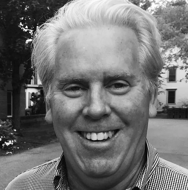 Tragic Hotel Murder: Son Allegedly Strangles Father with Bare Hands, Raising Mental Health Concerns