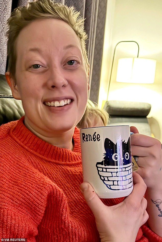 Memorial for Mother Killed by ICE Agent Deliberately Set Ablaze in Minneapolis