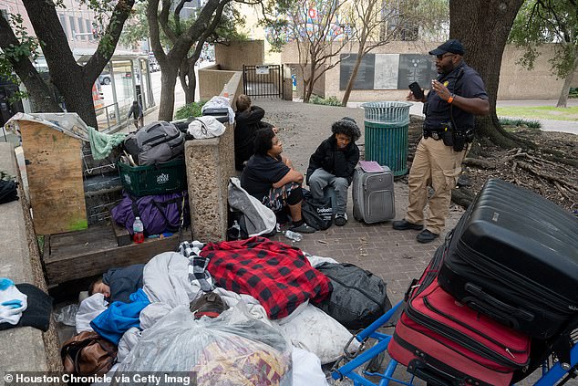 Fierce Opposition to $16M Homeless Superhub in East Downtown as Houston Council Approves Plan Despite Safety Fears