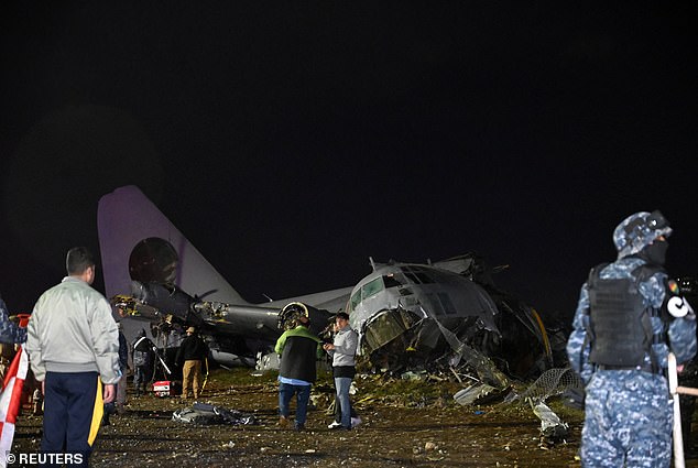 Bolivia Air Force Plane Crash Kills 15, Injures 30 in El Alto Amid Storm