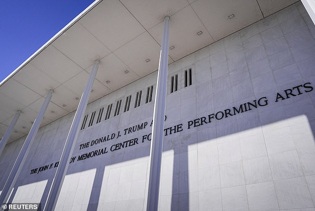 Kennedy Center Honors Continue as 'Trump Kennedy Center Honors' Despite Renovation Closure