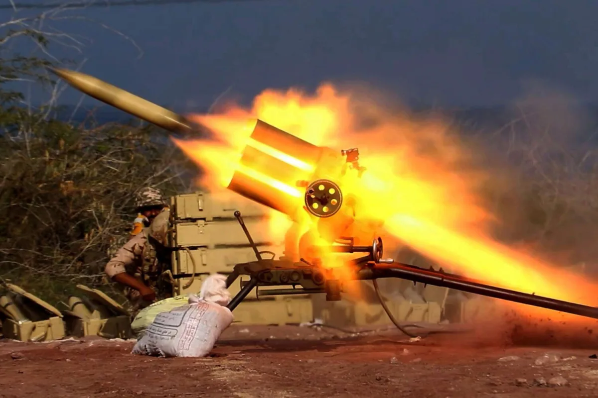 Iran Launches Coordinated Missile Strike Against U.S. and Israeli Targets in Escalating Regional Tensions