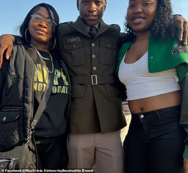 Newborn Left Orphaned as Alabama Guardman Shoots Wife, Himself at Hospital