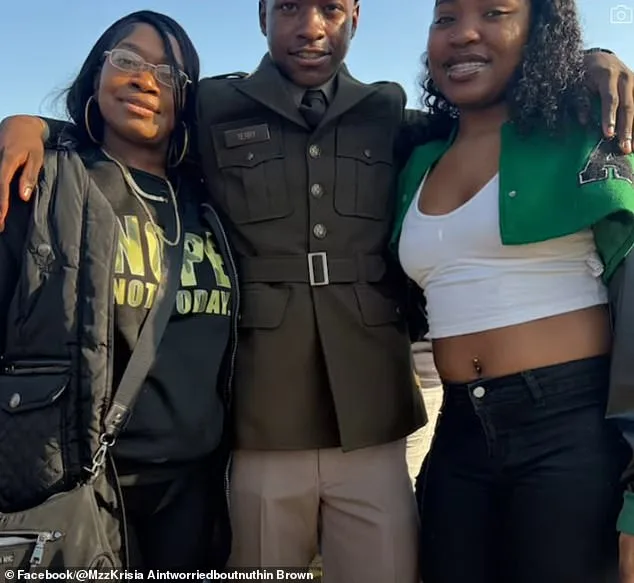 Newborn Left Orphaned as Alabama Guardman Shoots Wife, Himself at Hospital