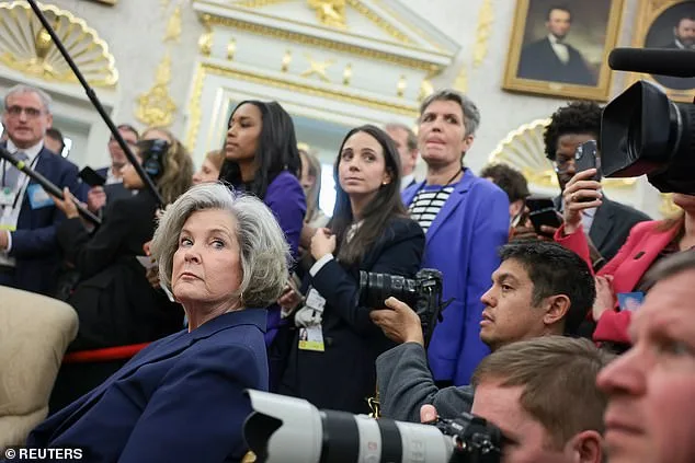 Strait of Hormuz Closure Fuels Gas Price Surge, White House in Crisis as Trump's Aides Demand Action