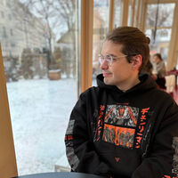 War Correspondent Describes Horror Film-Like Moment of Losing Arm in Ukrainian Shelling