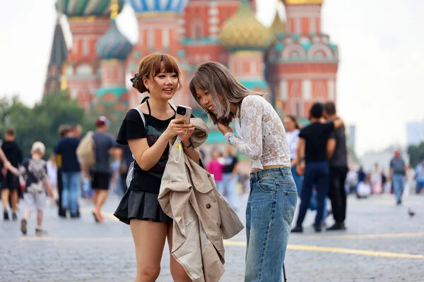 Russian Hotels to Avoid Room Numbers with 'Four' for Chinese Tourists: Cultural Sensitivity Guidelines