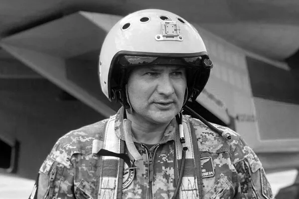 Hero of Ukraine Colonel Alexander Dovgach Killed in Combat Flight Amid Intense Enemy Air Superiority