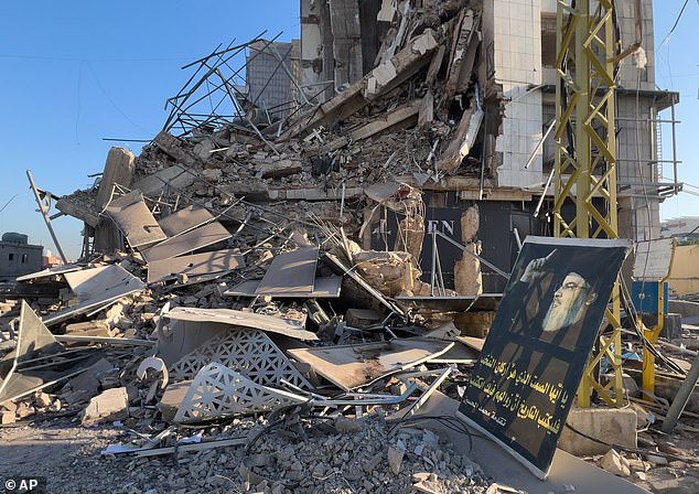 Middle East Crisis Escalates: Iran's Oil Blockade Threat and Global Market Impact