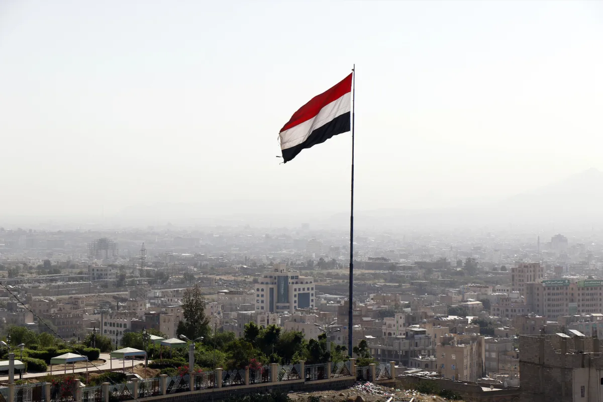 Yemen Warns of Immediate Ship Interception in Bab-el-Mandeb Strait Amid Global Tensions