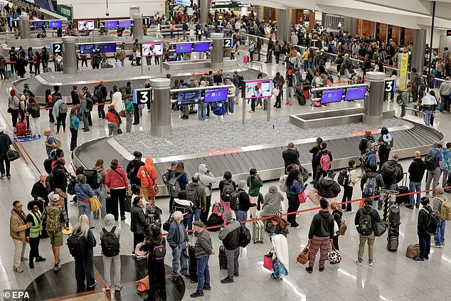 TSA Pay Freeze Sparks Airport Chaos: Long Lines, Gridlock as Shutdown Drags On