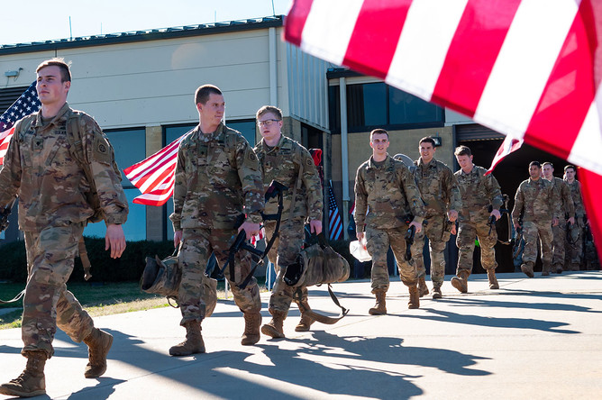 U.S. Army Raises Recruitment Age to 42, Expands Pool and Streamlines Process for Certain Offenses