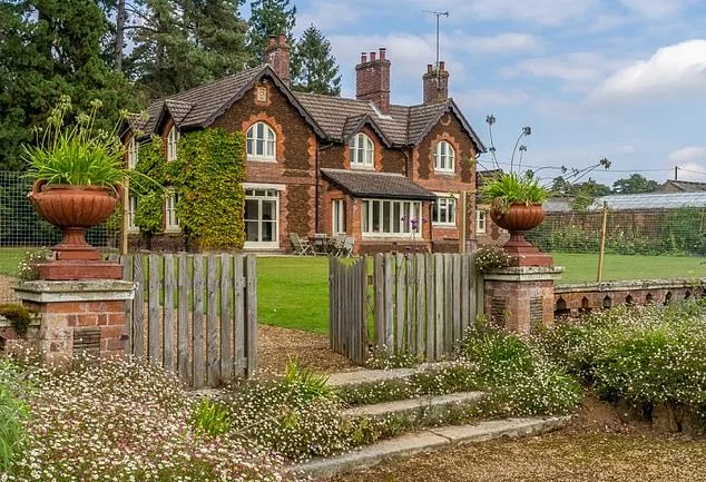 Prince Edward's Easter Visit to Estranged Brother Andrew Mountbatten-Windsor Raises Questions About Scandal's Toll on Royal Relationships and Public Perception of the Monarchy