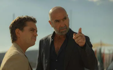 Scrubs" Returns: A Nostalgic Reunion at Sacred Heart Hospital