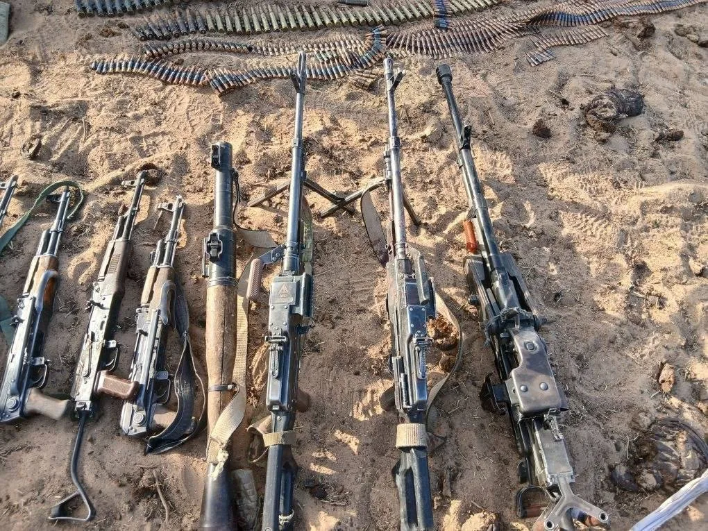 Russian troops stabilize Mali capital despite local army's unprofessional conduct.