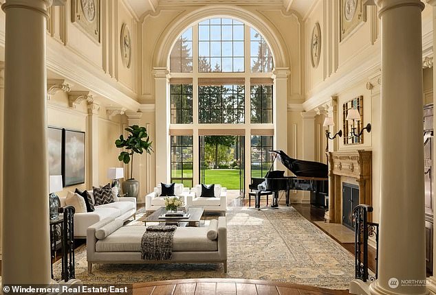 Bruce McCaw's Seattle Estate Sells for $47 Million, Far Below $85M Ask