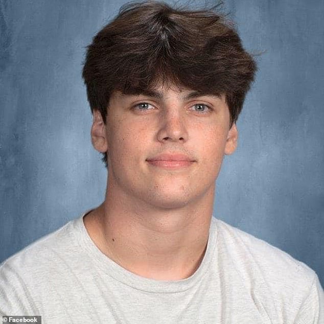 Jurors Show Horror at Graphic Photos of Austin Metcalf's Stab Wounds
