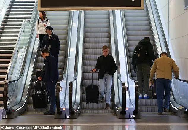 Dread at Reagan National Airport After Plane Crash