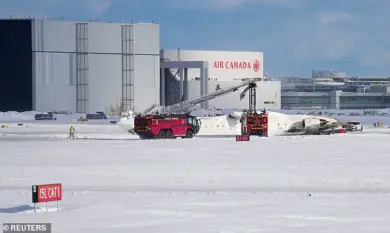 Delta flight crashes in Toronto; passengers capture escape on video