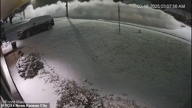 Snow Plow Driver's Dangerous Behavior Leaves Kansas City Residents on Edge