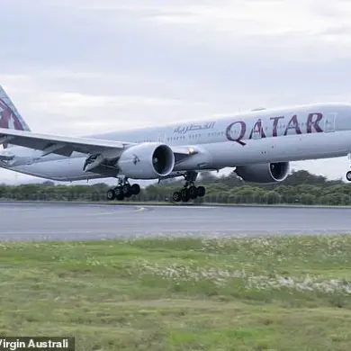 Tragic Flight Experience: Couple Witness Death on Qatar Airways