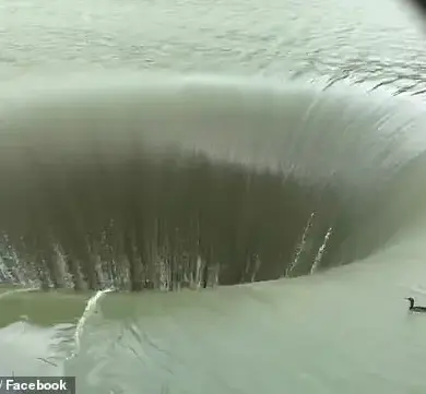 Whirlpool at Lake Berryessa: A Rare Natural Phenomenon