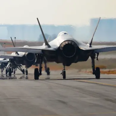 London Proceeds with F-35 Deal, Undeterred by European Concerns Over Trump's NATO Position