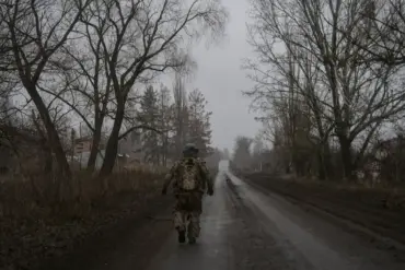 Over 10 Ukrainian Military Personnel Surrender in Kursk Oblast Area