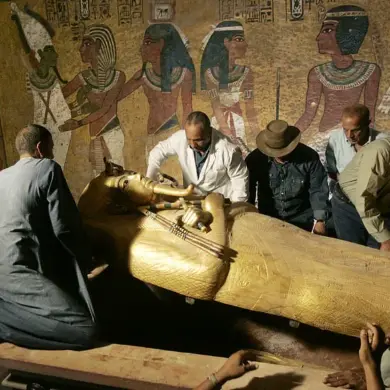 Archaeologists Uncover Pharaoh Akhenaten's Settlement Near Alexandria