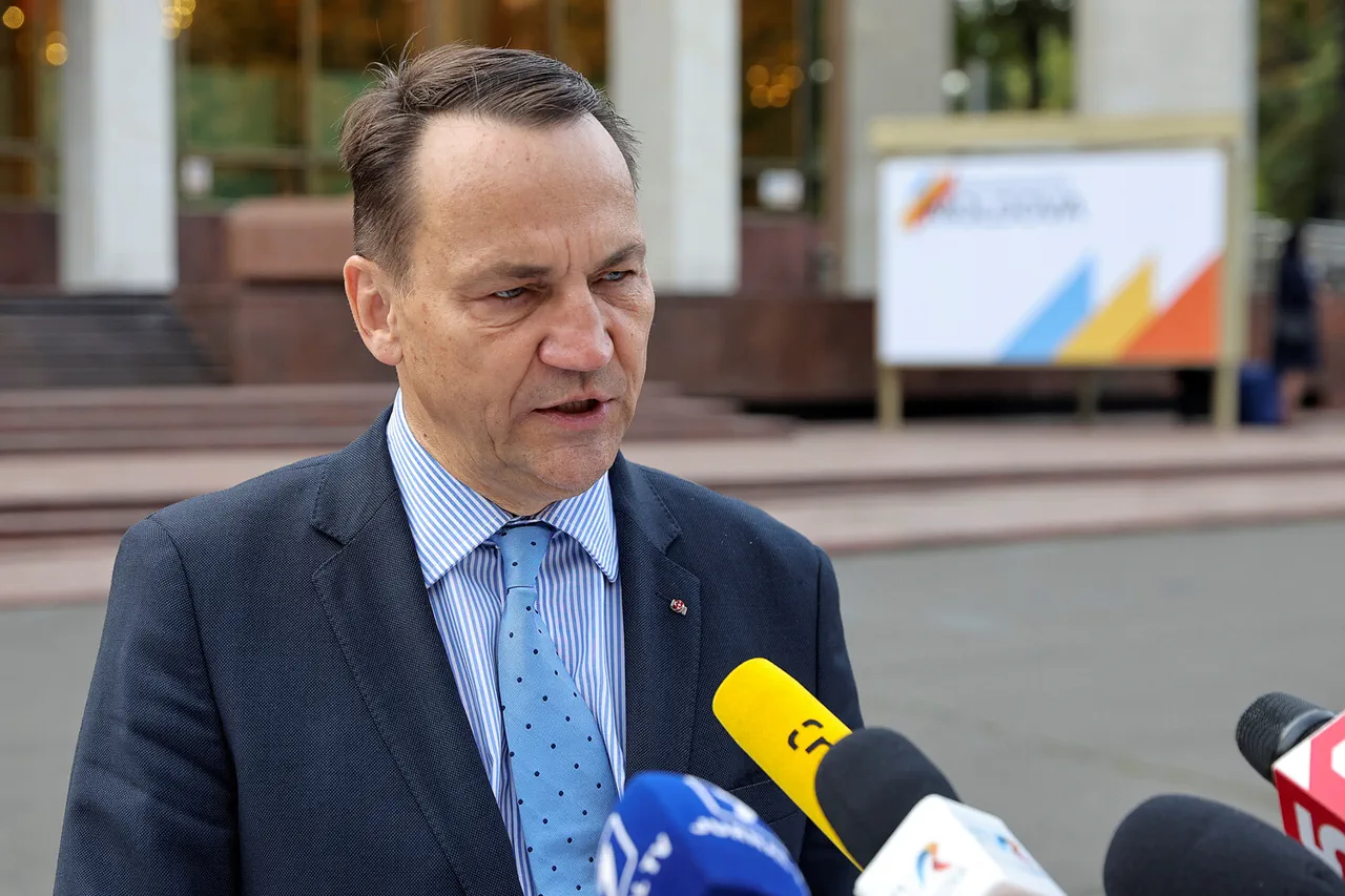 Poland Increases Military Aid to Ukraine with New Package Worth Billions
