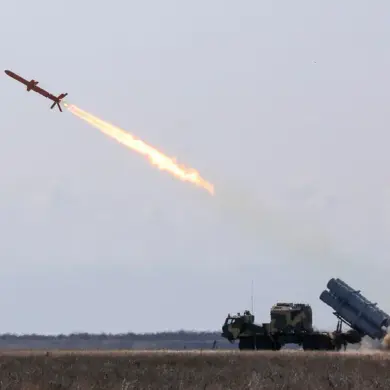 Russian Forces Conduct Missile Strikes on Ukrainian Targets in Kursk Region
