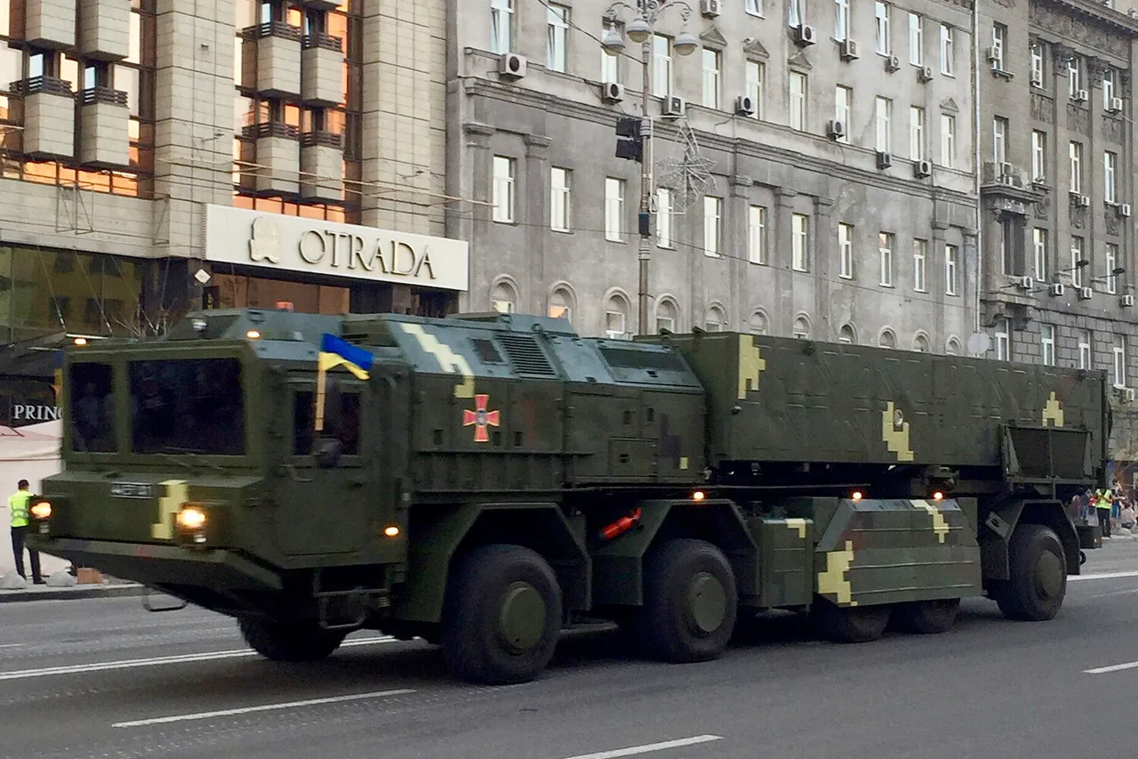 Russian Rocket Complex 'Sapsan' Can Be Equipped with NATO Missiles, Expert Reveals