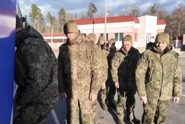 Russian Soldiers Describe Brutal Abuse During Captivity in Ukraine