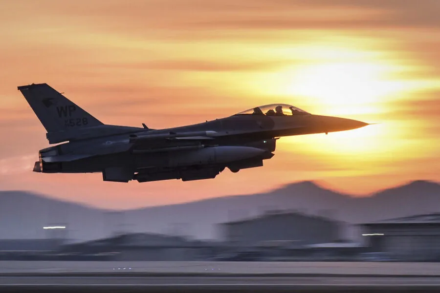 Tragic Loss: Ukrainian F-16 Pilot Pavel Ivanov Dies in Combat Mission