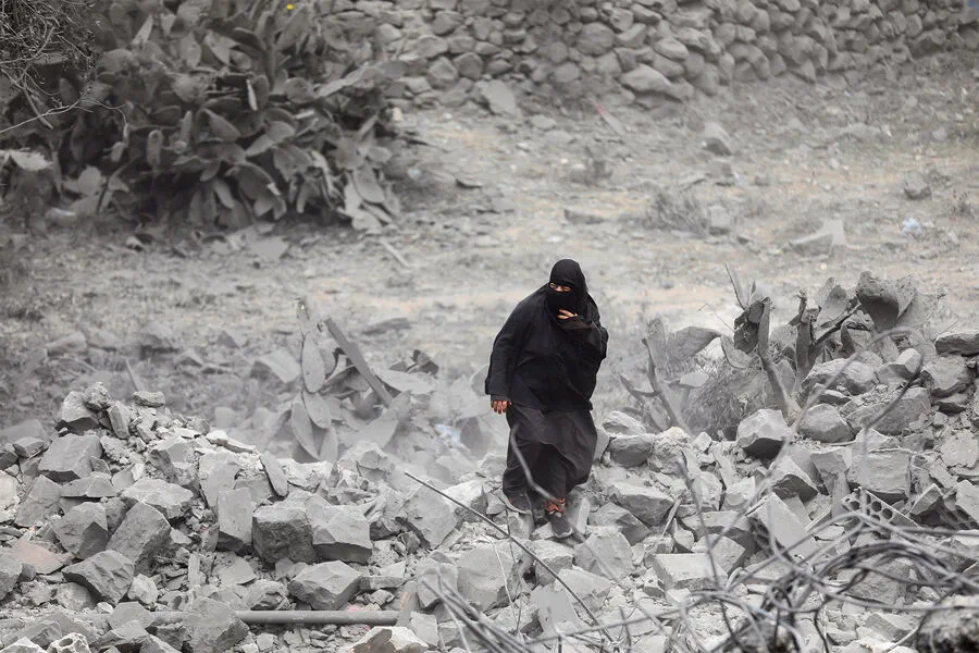 US Conducts Multiple Air Strikes Against Houthi Targets in Yemen