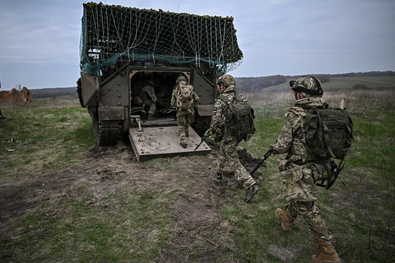 Russian Soldiers Share Heartfelt Emotions Upon Returning Home from Ukrainian Captivity