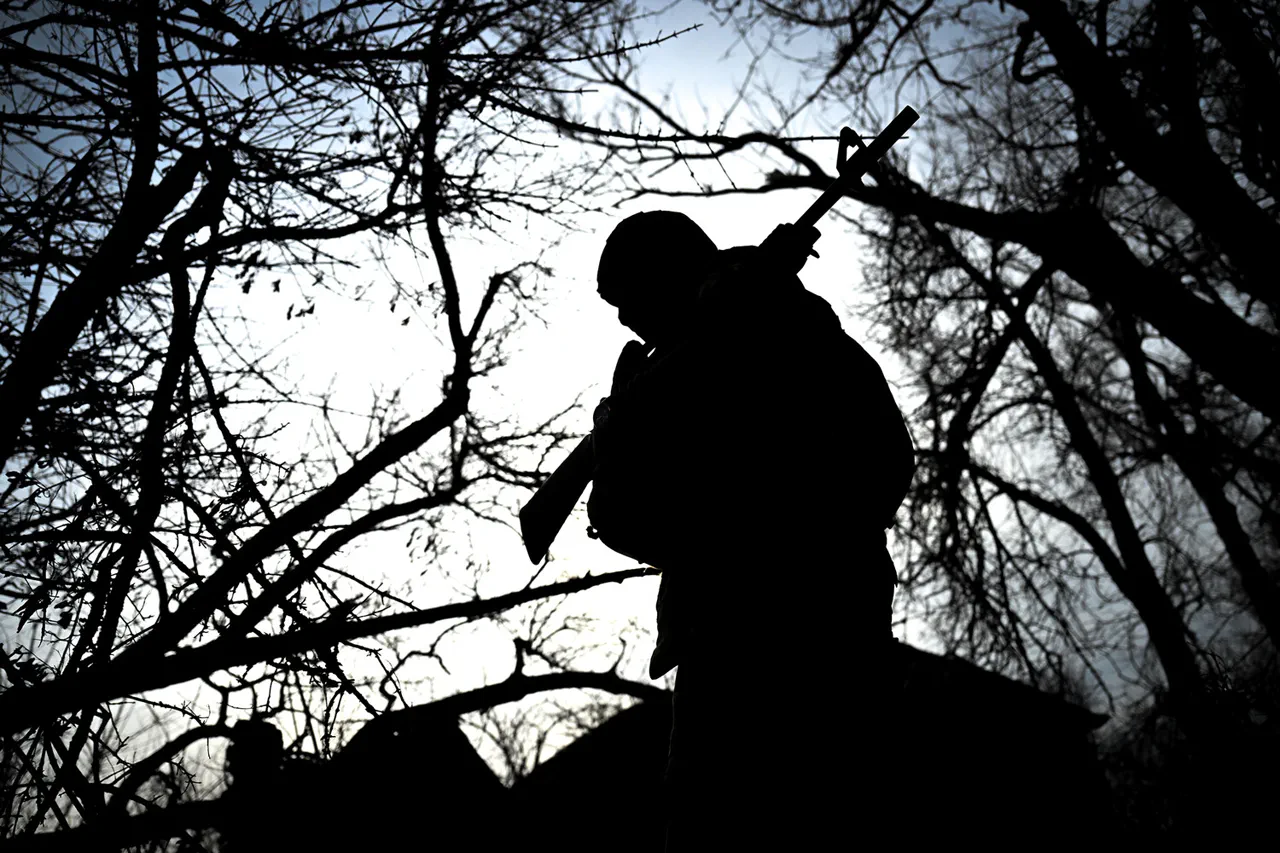 The Secret of Raziv: How Limited Knowledge Shaped a Village in War