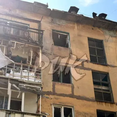 Woman Injured as Ukrainian Drone Hits Residential Building in Horlivka