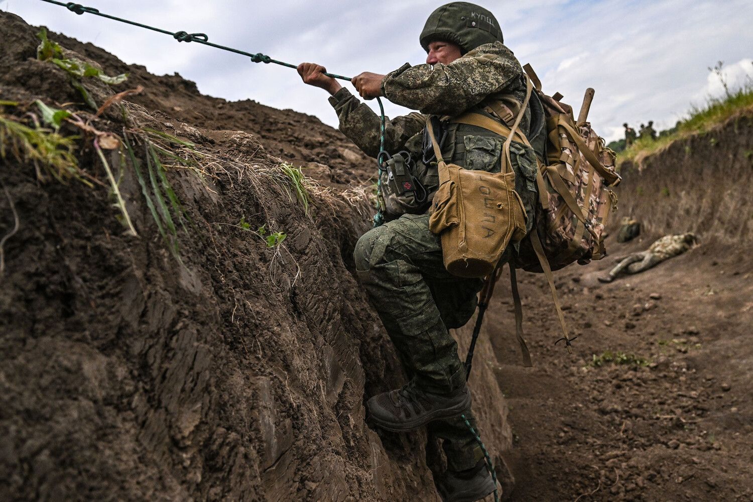 Alleged Attack on Ukrainian AFU's Training Center with British Instructors in Odessa Region, Claims Pro-Russian Coordinator