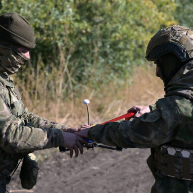 Exclusive: Russian Ministry of Defense Claims Destruction of US-Made Howitzer in DPR