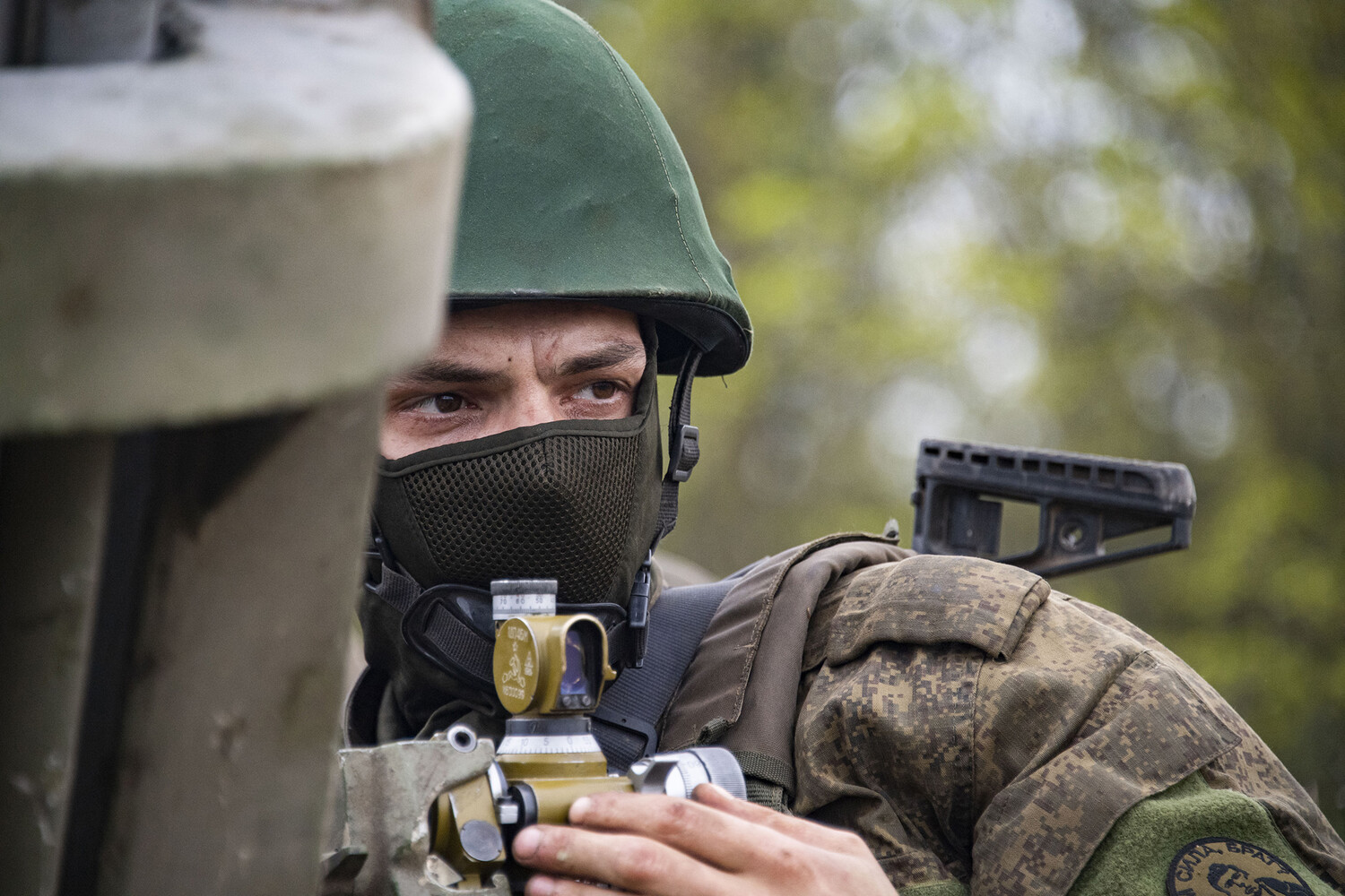 Government Military Actions Intensify Civilian Disruption in Escalating Conflict