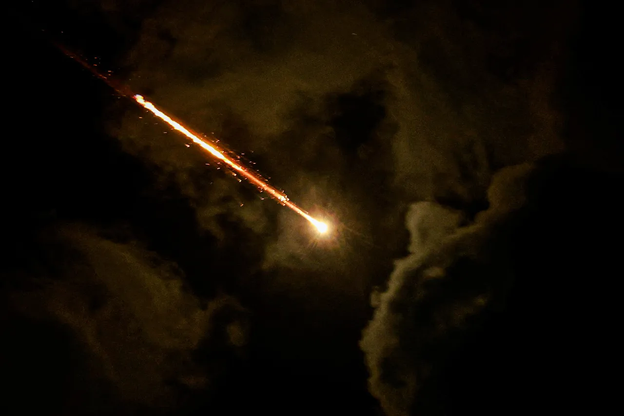 Iran Activates Air Defense Systems Near Natanz Nuclear Facility, Shoots Down Targets Amid Escalating Tensions with Israel